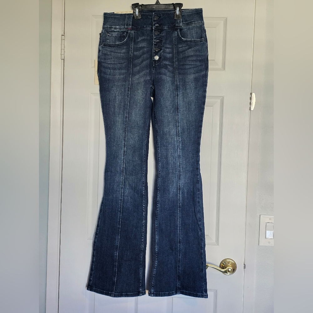 NWT Idyllwind Outlaw Super High Rise Bootcut Jeans